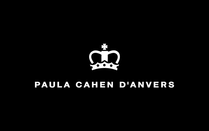 Image of a Paula Cahen D´anvers AR gift card